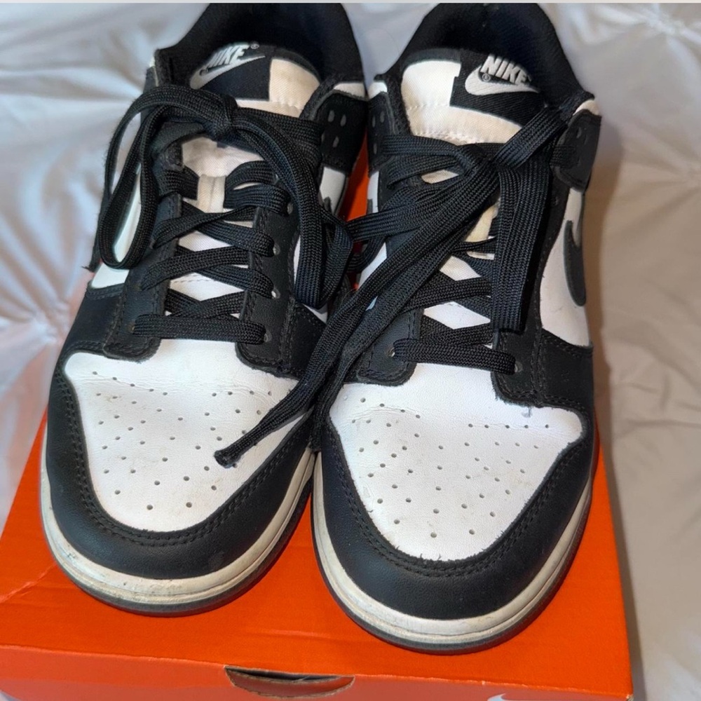 Nike Classic Black and White Athletic Shoes